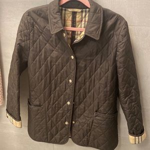 Authentic Burberry quilted jacket in brown